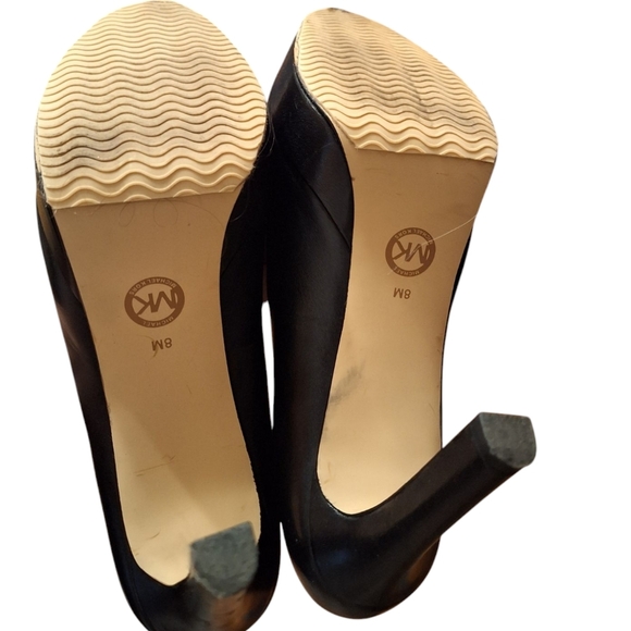Michael Michael Kors Black Leather Stiletto Style Pumps 8M Witchy - Picture 4 of 7